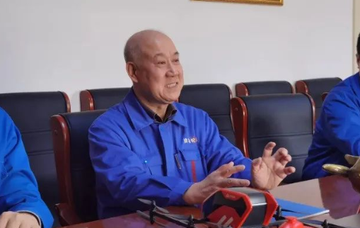 朝陽浪馬輪胎有限責(zé)任公司董事長(zhǎng)李慶文 朝陽浪馬輪胎有限責(zé)任公司董事長(zhǎng)李慶文